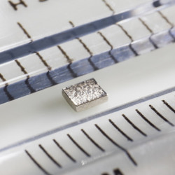 Magnete al neodimio-segmento R4.80x r4.20x27°x2.4 N 150 °C, VMM8SH-N45SH