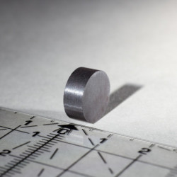 Magnete in ferrite cilindro diam.12x5