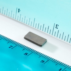 Magnete al neodimio parallelepipedo 12x5.6x1.45 P 180 °C, VMM5UH-N35UH