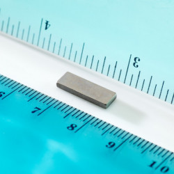 Magnete al neodimio parallelepipedo 14x4.6x1.6 P 180 °C, VMM5UH-N35UH