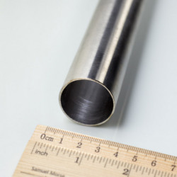 Tubo in acciaio inossidabile diam. 32 x 1 mm senza saldature, lunghezza 1 m - 1.4404