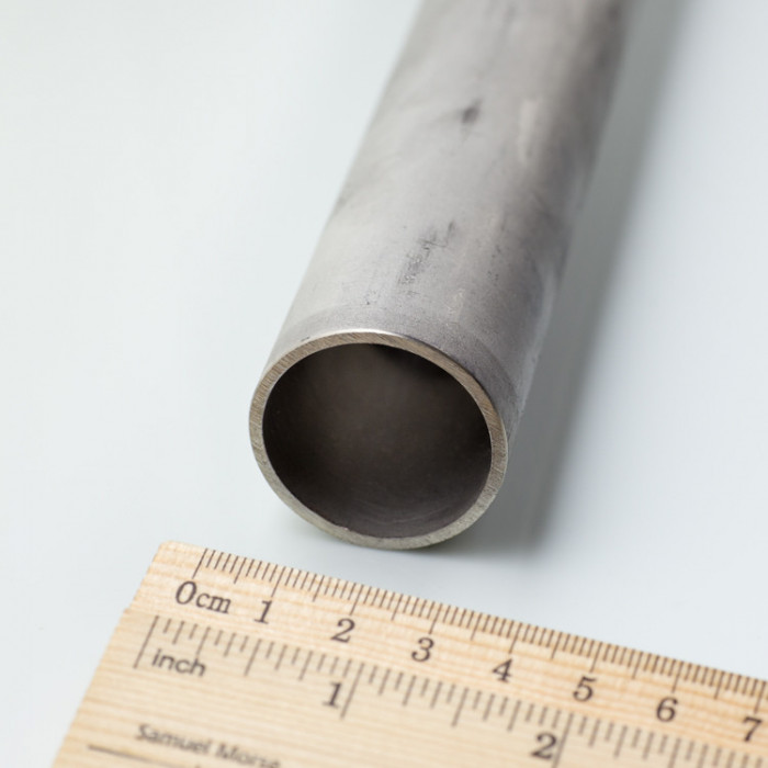 Tubo in acciaio inossidabile diam. 33,7 x 2 mm senza saldature, lunghezza 1 m - 1.4301
